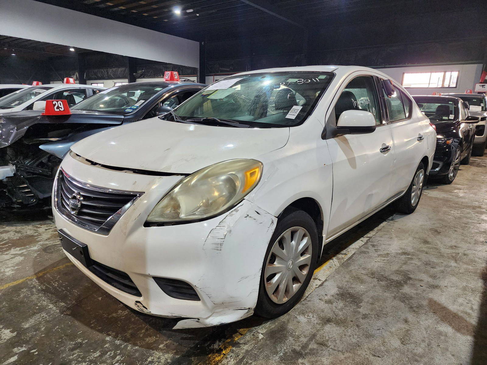 2014 NISSAN VERSA — 169247 Miles — Lot 3EL868011 — Al Quoz - Marhaba Auctions Used Cars - Image 4
