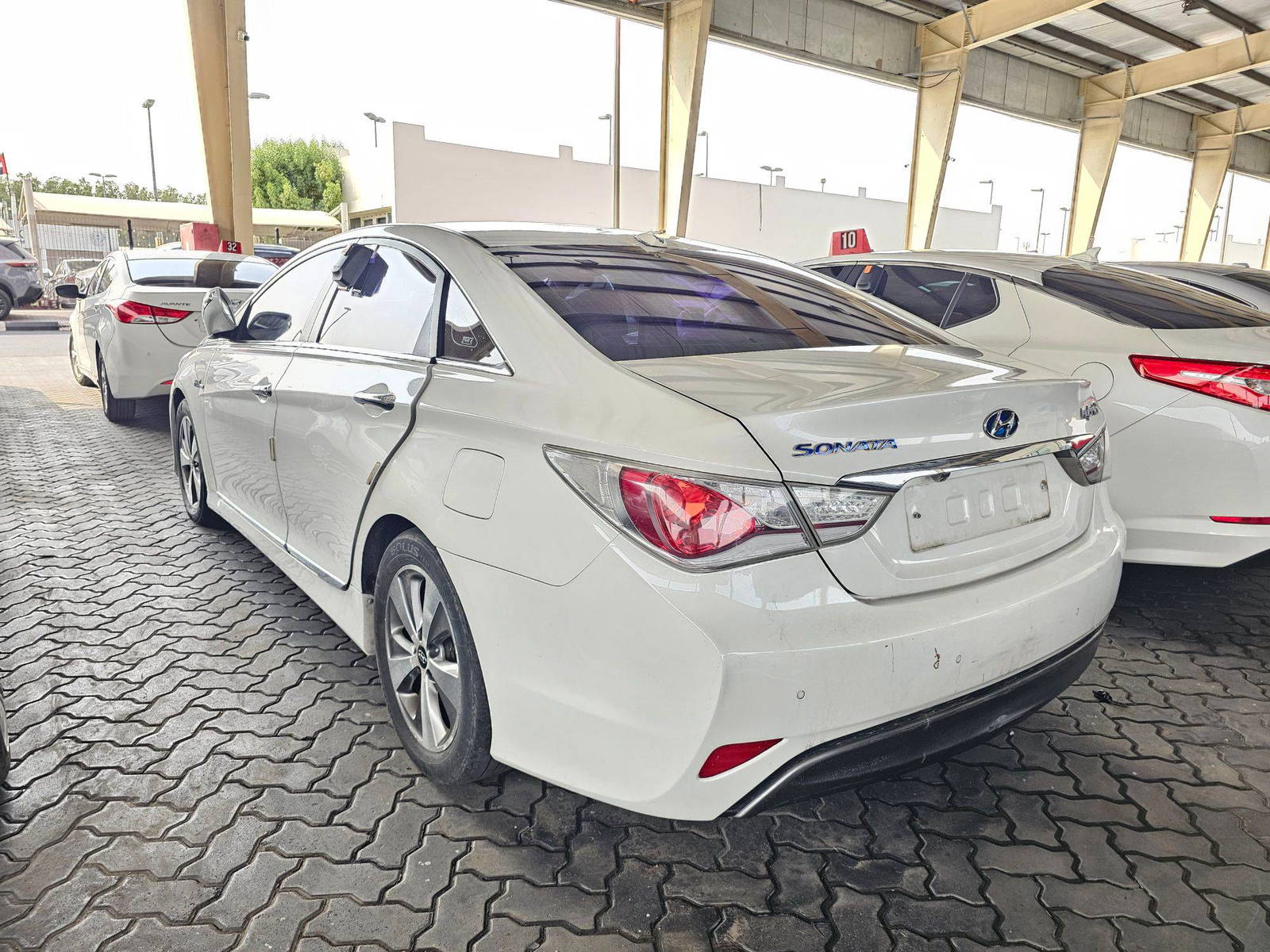 2012 HYUNDAI SONATA — 205183 KM — Lot 022911 — Main - Marhaba Auctions Used Cars - Image 5