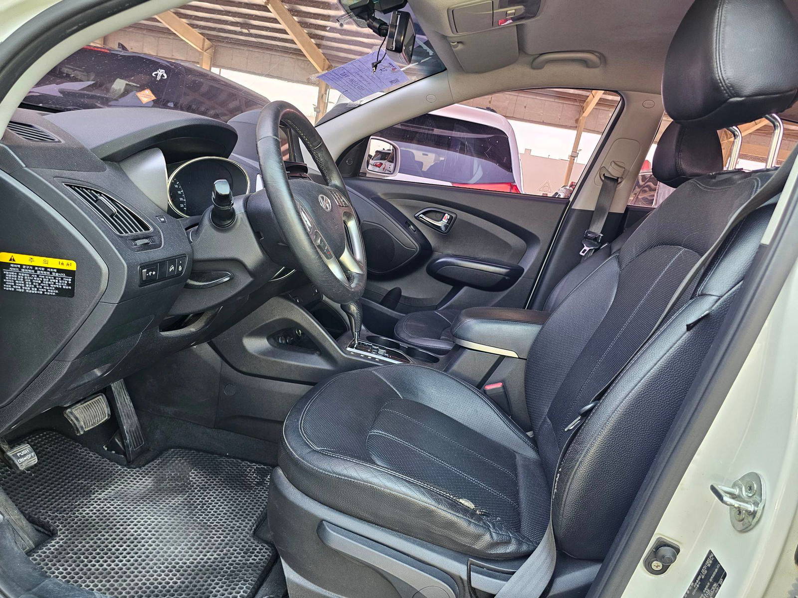 HYUNDAI TUCSON 2013 - Marhaba Auction Used Cars - Image 8