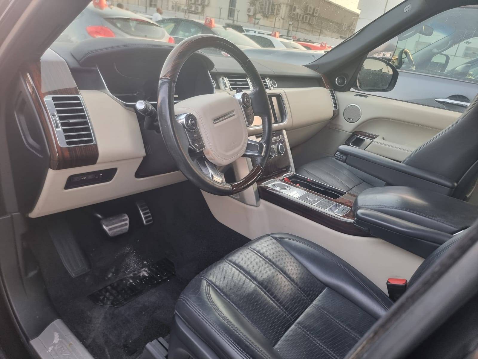 2014 LAND ROVER RANGE ROVER SUPERCHARGED — 87175 Miles — Lot 139300 — Ind. 12 - Marhaba Auctions Used Cars - Image 7