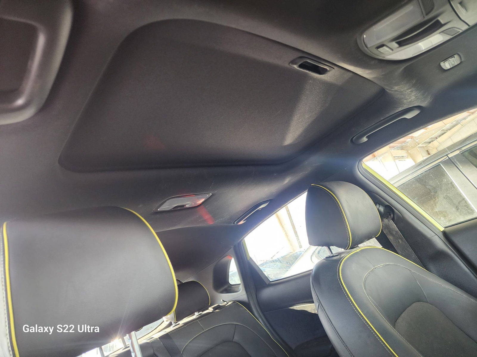 2019 HYUNDAI KONA — 119490 KM — Lot 29132 — Souq - Marhaba Auctions Used Cars - Image 5
