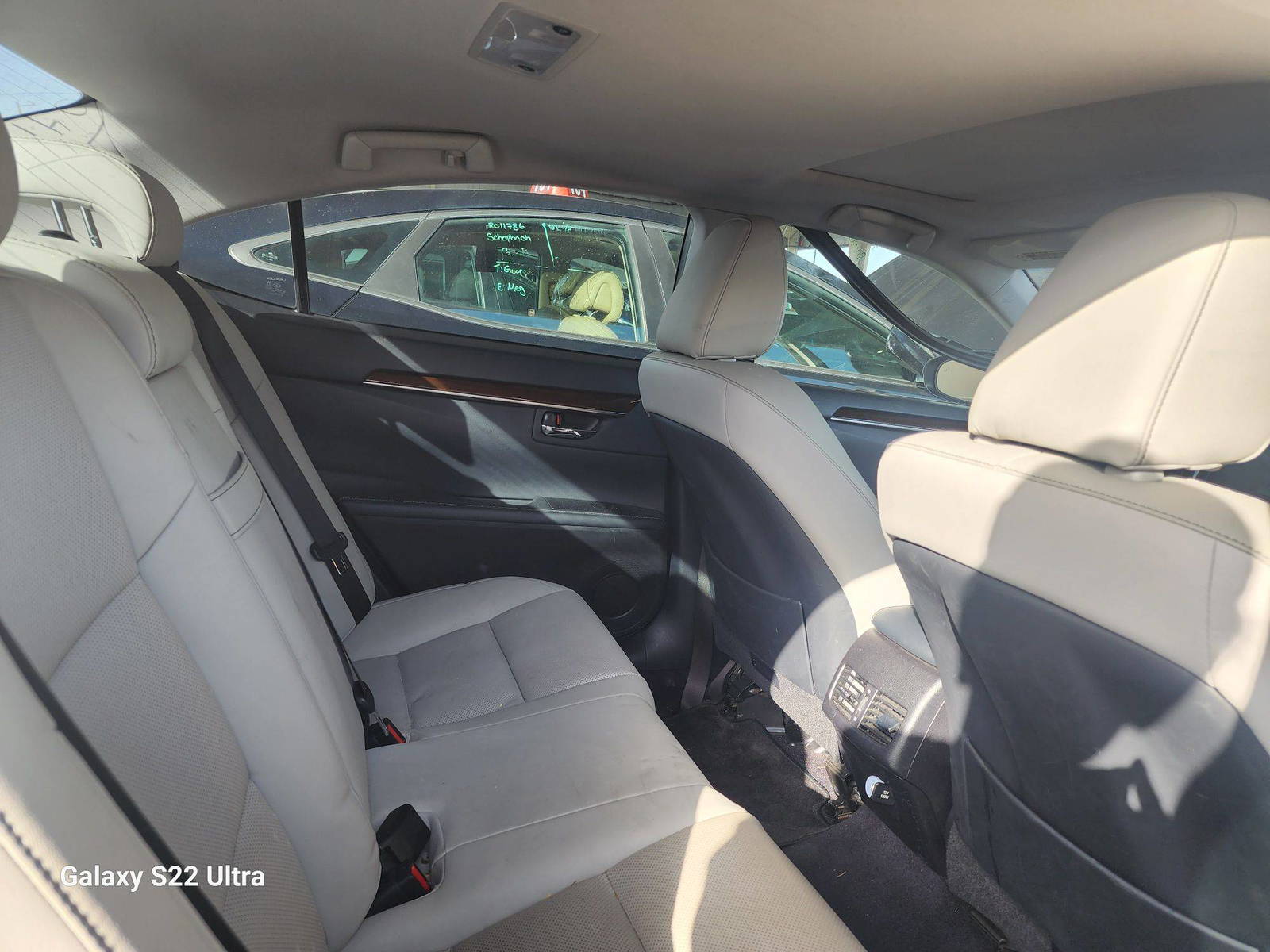 2015 LEXUS ES 350 — 120043 Miles — Lot 04398 - Marhaba Auctions Used Cars - Image 4