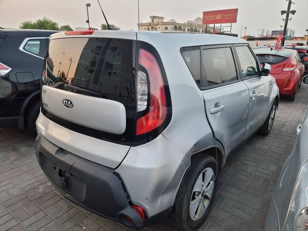 2016 KIA SOUL — 128256 Miles — Lot 214587 — Souq - Marhaba Auctions Used Cars - Image 4