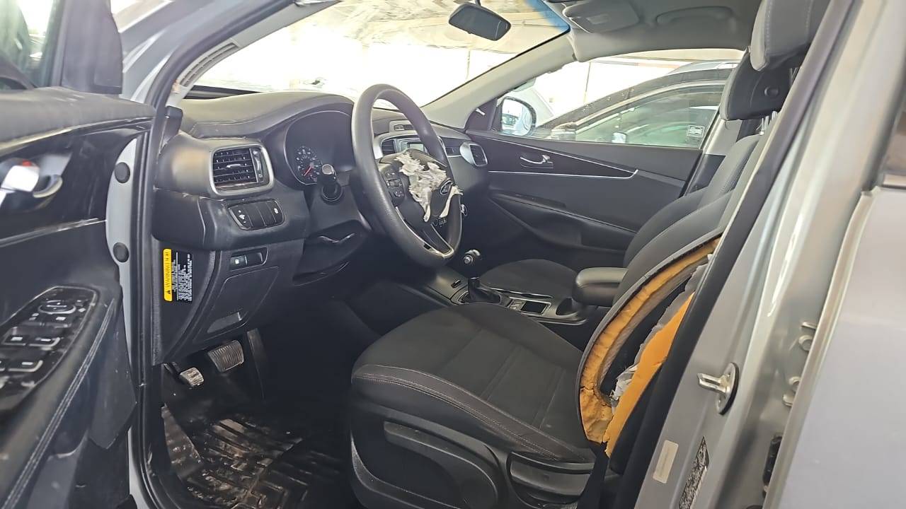 KIA SORENTO 2017 - Marhaba Auction Used Cars - Image 6