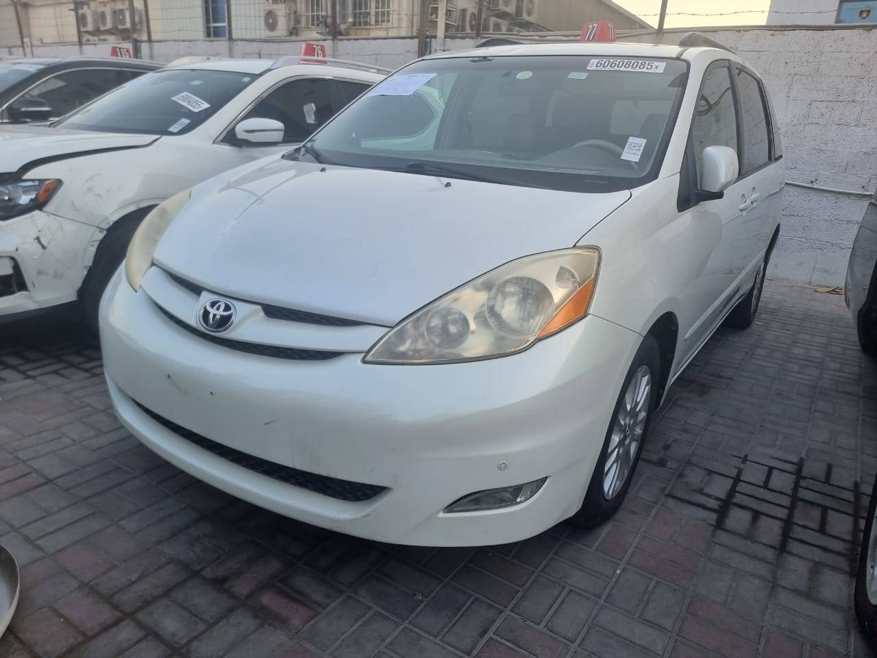 2010 TOYOTA SIENNA — 174094 Miles — Lot 32033 — Ind. 12 - Marhaba Auctions Used Cars - Image 3