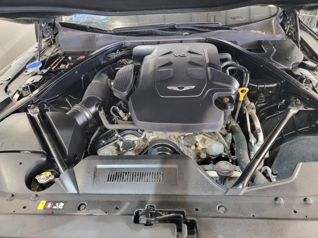 2018 HYUNDAI GENESIS — 117674 KM — Lot JU260924 — Main - Marhaba Auctions Used Cars - Image 11