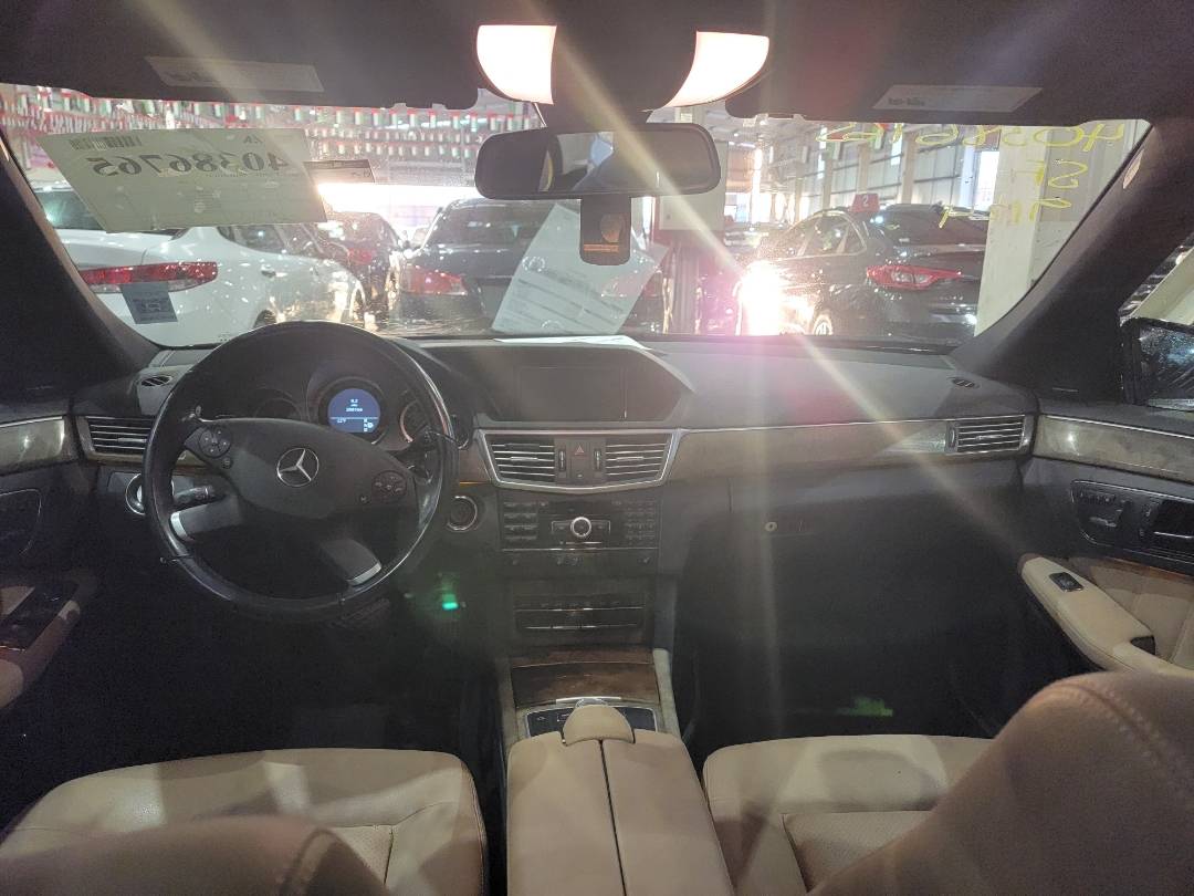 2010 MERCEDES BENZ E 350 — 208166 Miles — Lot 40386765 — Main - Marhaba Auctions Used Cars - Image 8