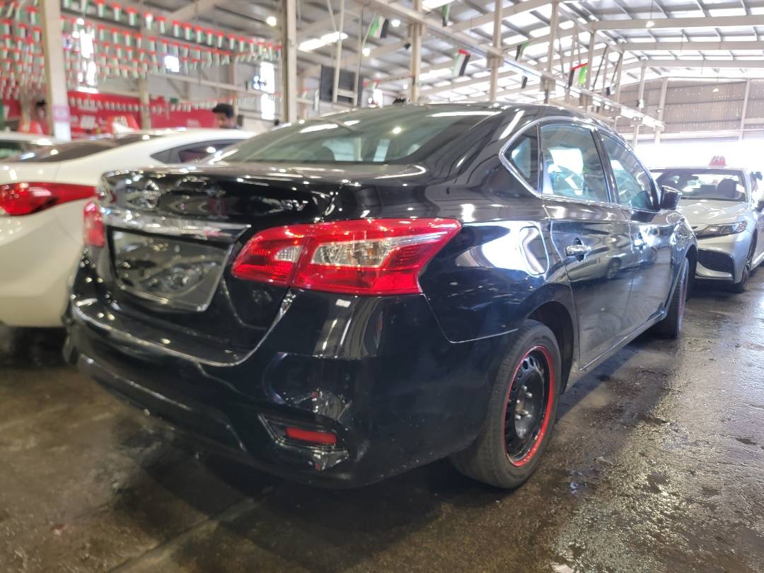 2017 NISSAN SENTRA — 164440 KM — Lot 69895234 — Souq - Marhaba Auctions Used Cars - Image 3