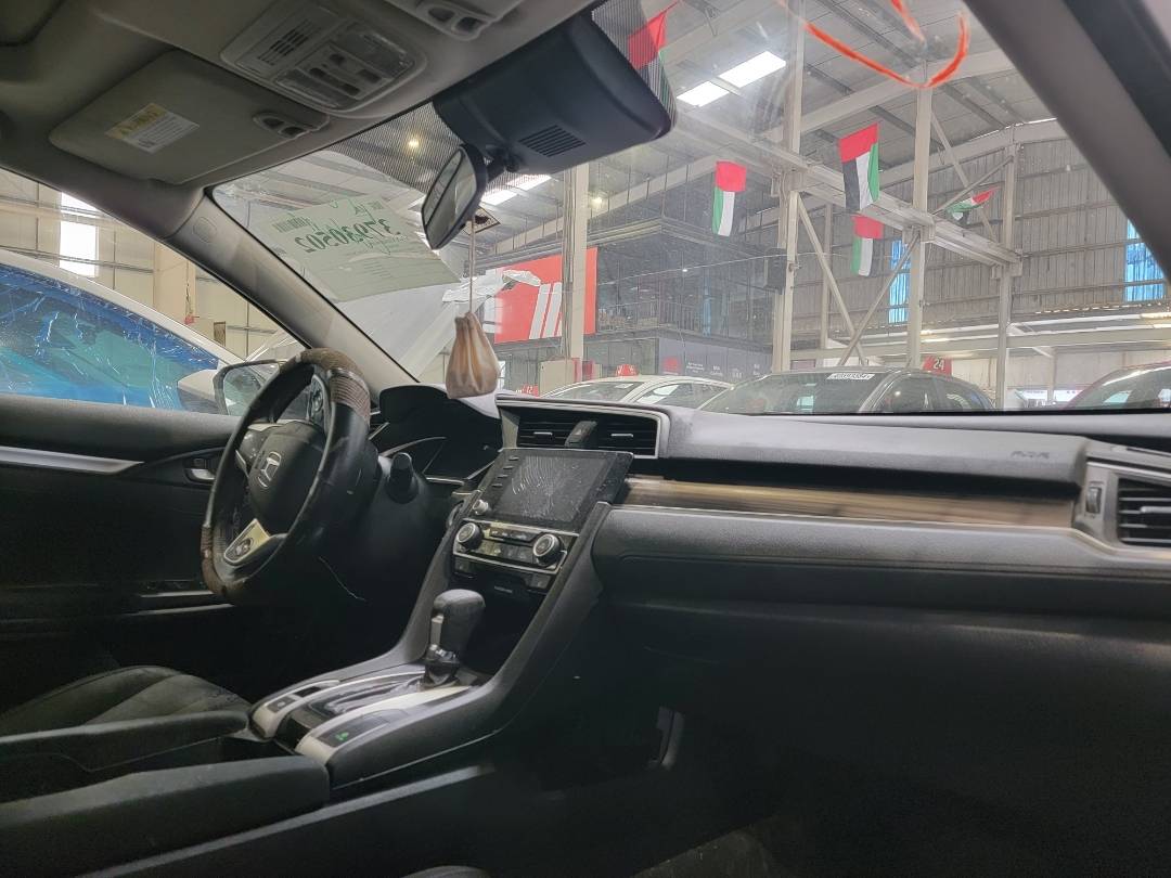 2019 HONDA CIVIC — 177863 Miles — Lot 37930502 - Marhaba Auctions Used Cars - Image 5