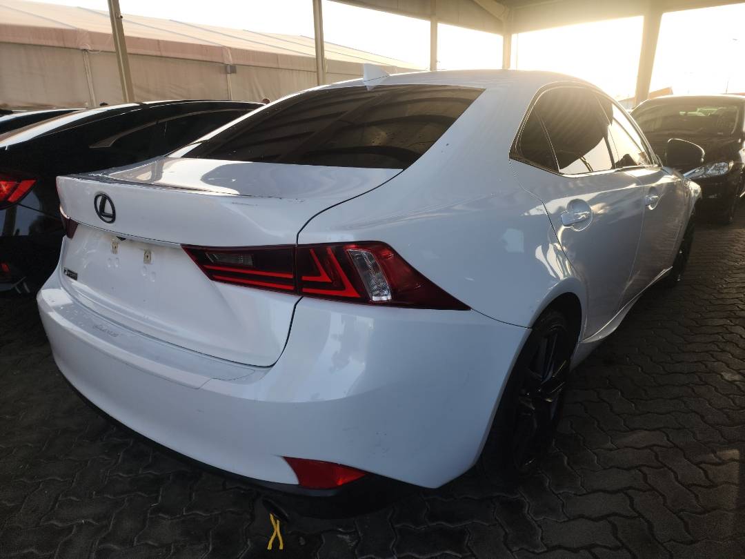 2016 LEXUS IS 200T — 115844 Miles — Lot 5013915 - Marhaba Auctions Used Cars - Image 11