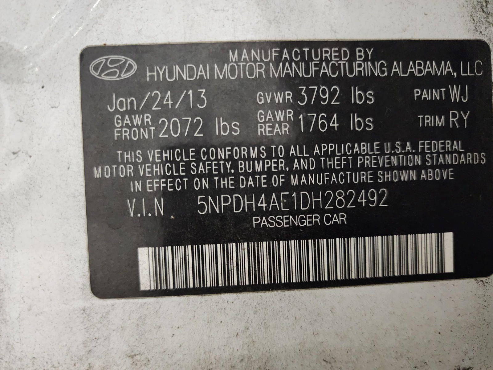 2013 HYUNDAI ELANTRA — 162087 Miles — Lot 52520394 — Al Quoz - Marhaba Auctions Used Cars - Image 12