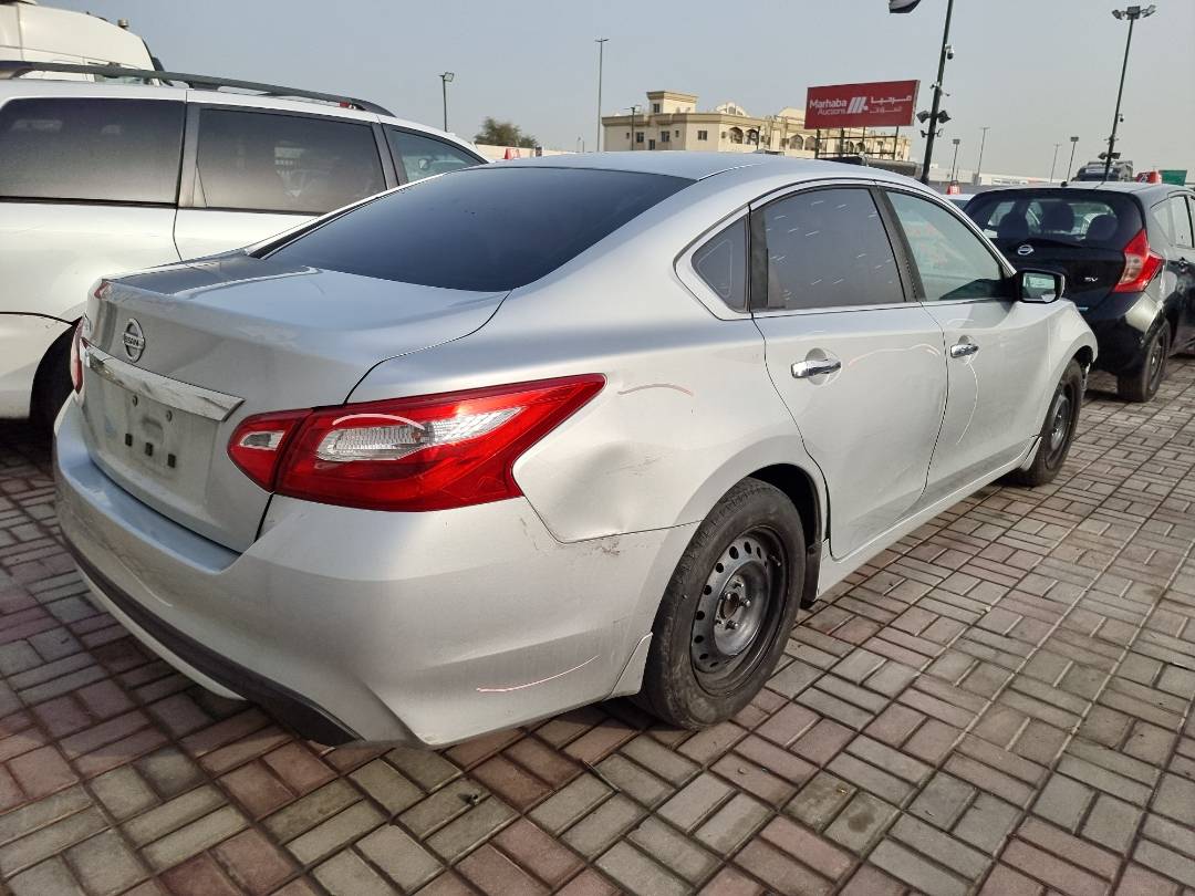 2016 NISSAN ALTIMA — 201312 Miles — Lot 124587 — Souq - Marhaba Auctions Used Cars - Image 3