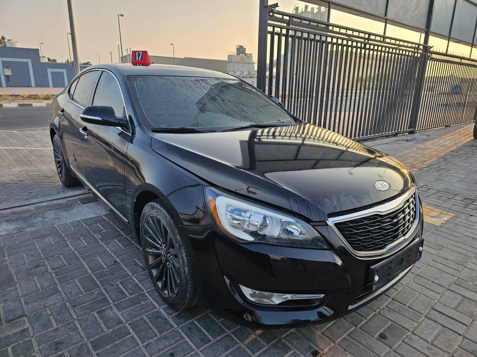 2012 KIA K7 — Lot BDA100521 - Marhaba Auctions Used Cars - Image 2