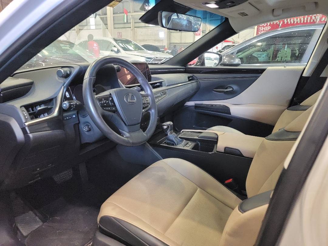 2021 LEXUS ES 300H — 27784 Miles — Lot MU007799 — Souq - Marhaba Auctions Used Cars - Image 6