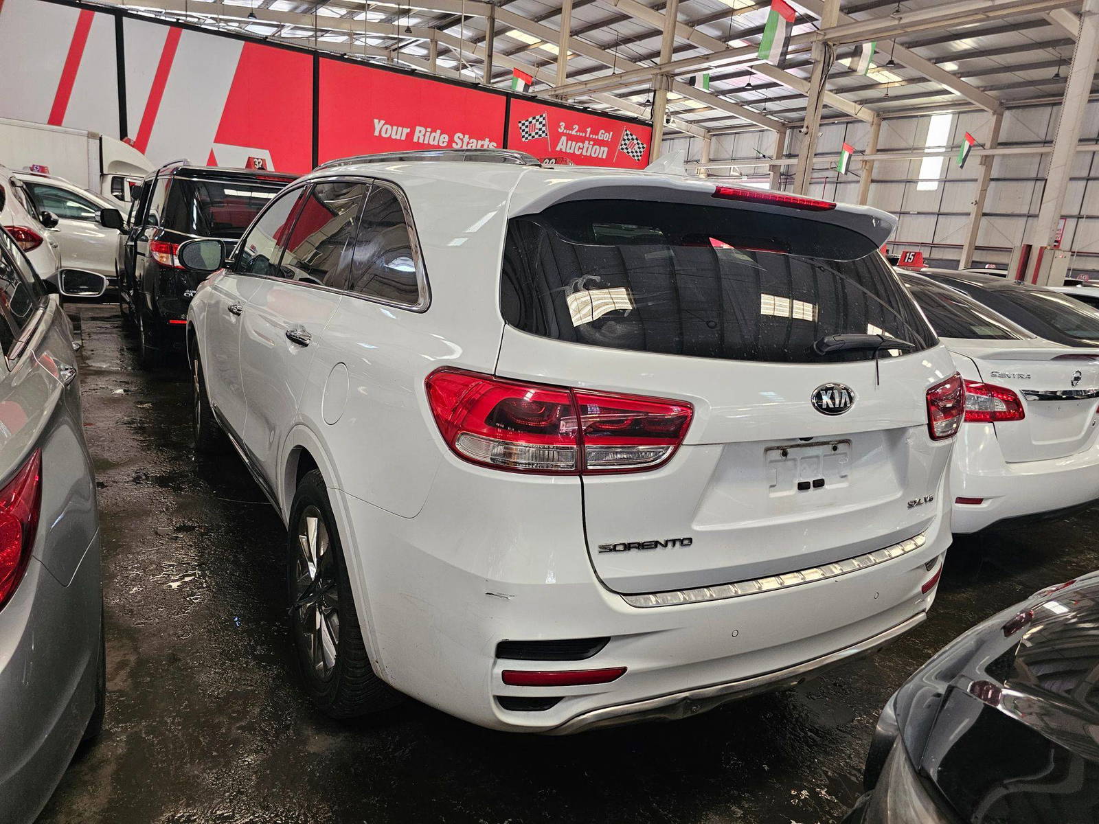 2016 KIA SORENTO — 159043 Miles — Lot 43791302 — Souq - Marhaba Auctions Used Cars - Image 5