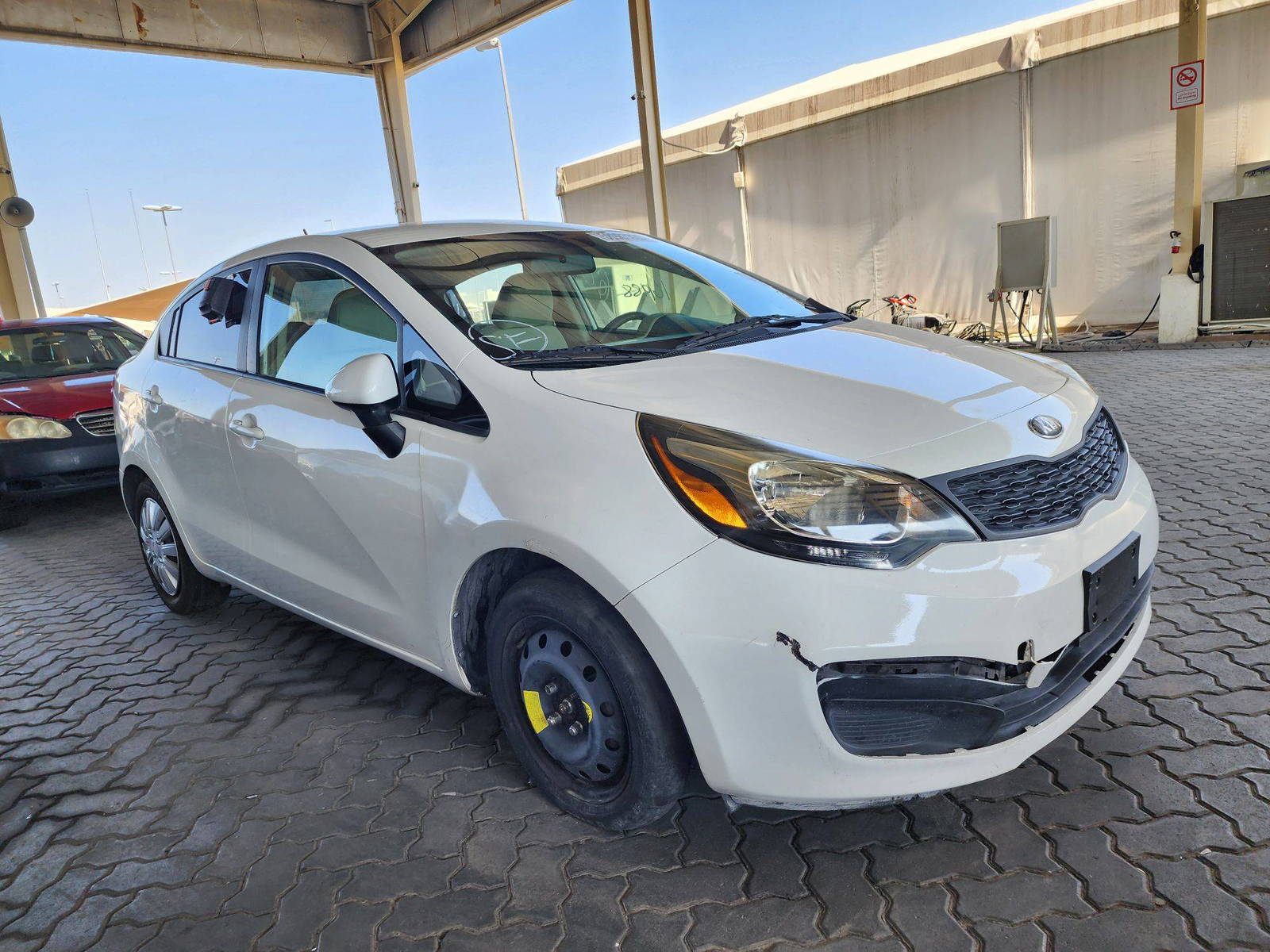 2013 KIA RIO — 161988 Miles — Lot 58987334 — Souq - Marhaba Auctions Used Cars - Image 4