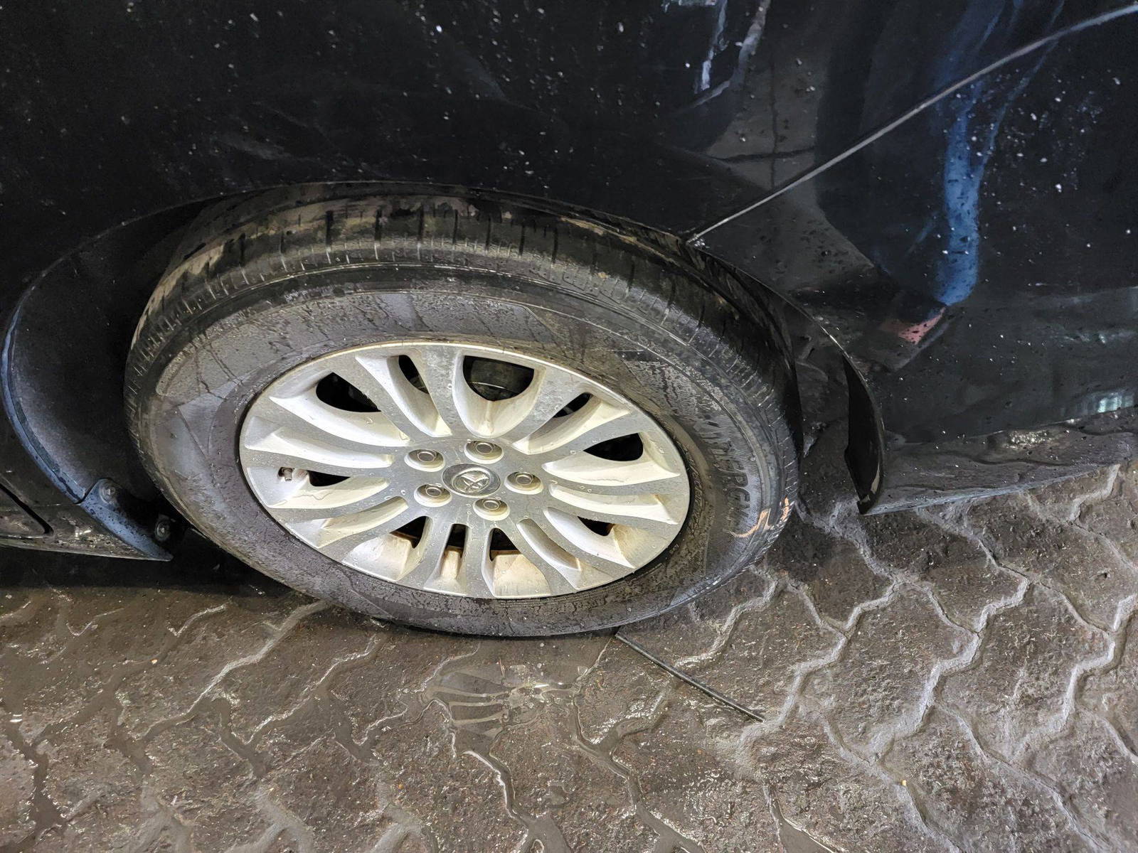 TOYOTA SIENNA 2017 - Marhaba Auction Used Cars - Image 6