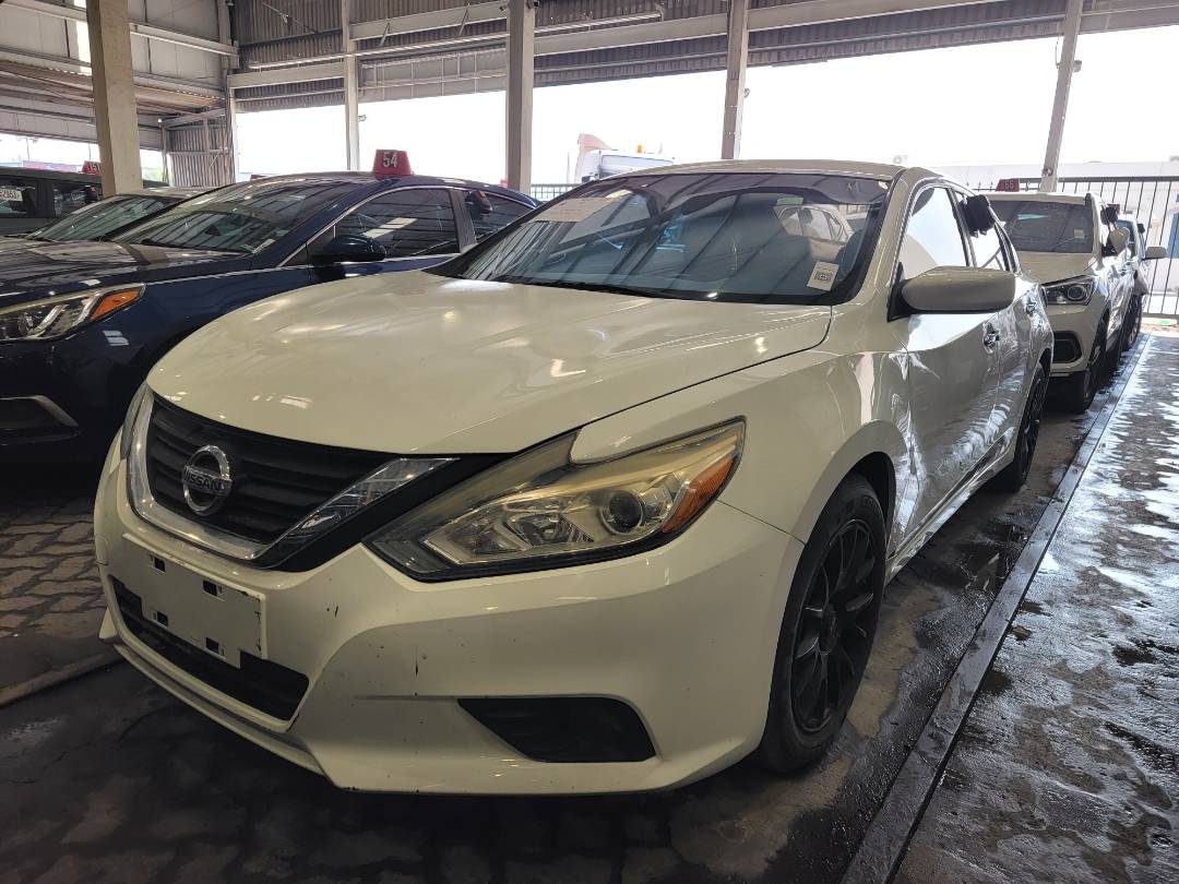 2018 NISSAN ALTIMA — 93908 Miles — Lot C177408 — Main - Marhaba Auctions Used Cars - Image 4