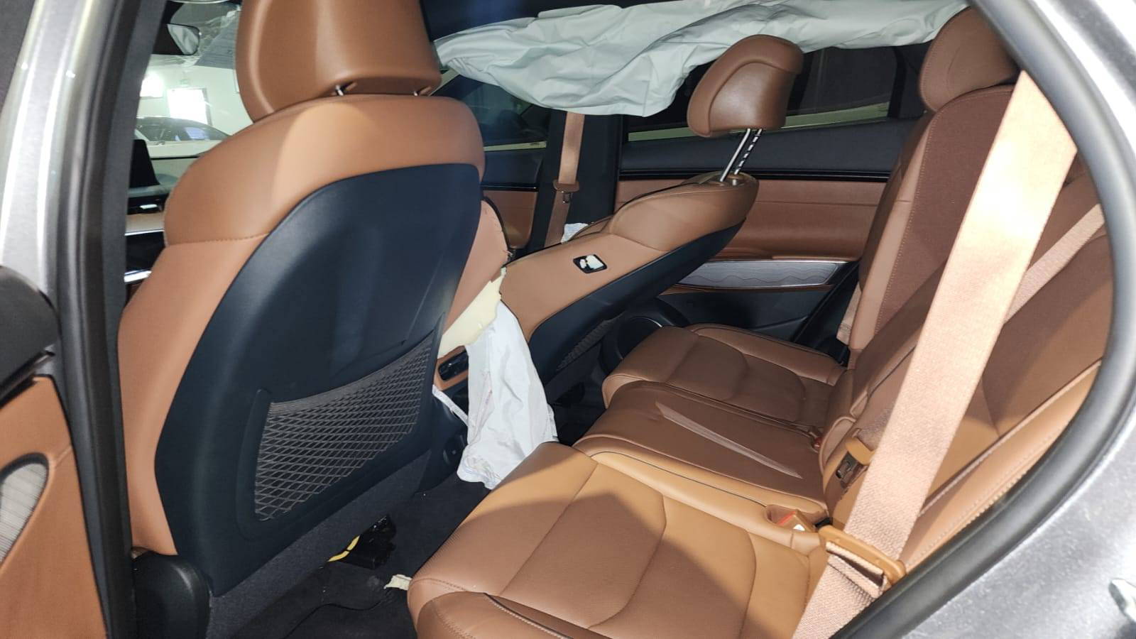 GENESIS GV70 2022 - Marhaba Auction Used Cars - Image 12