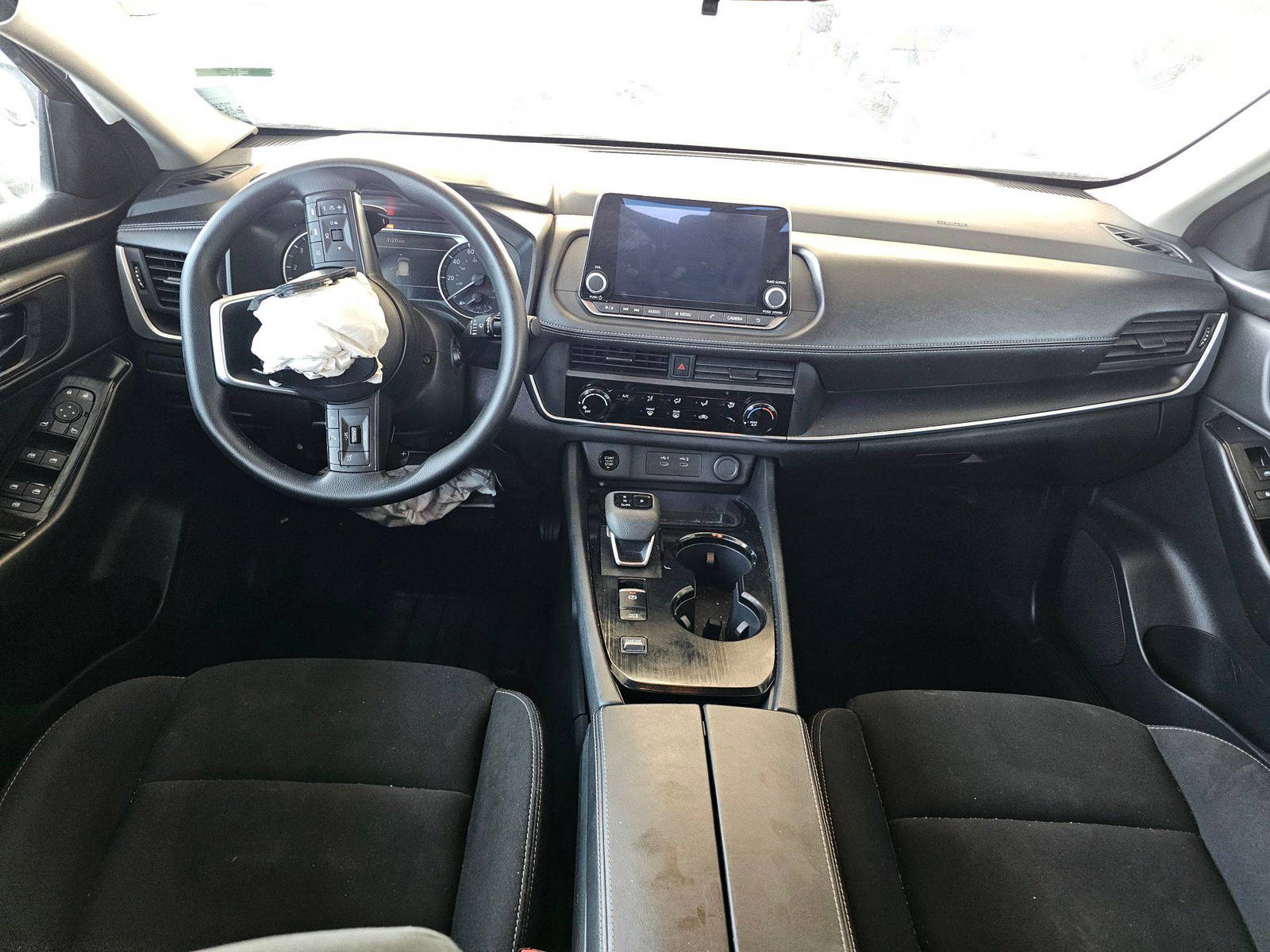 NISSAN ROGUE 2024 - Marhaba Auction Used Cars - Image 6