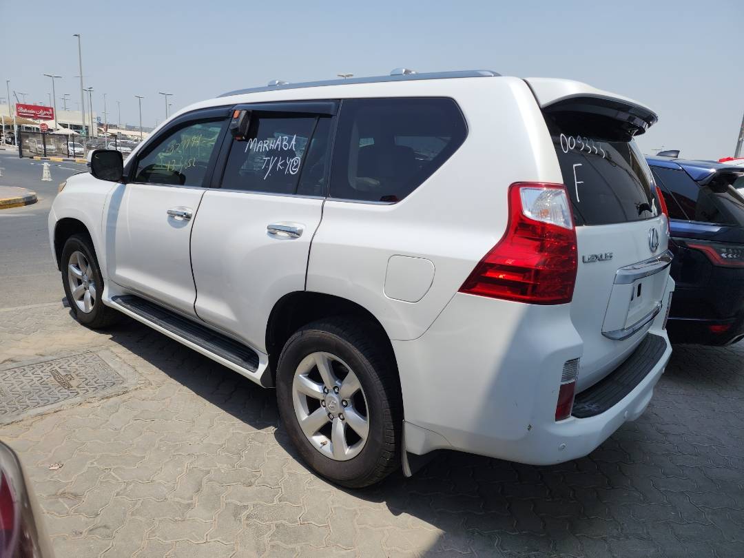 2010 LEXUS GX 460 — 133652 Miles — Lot 9333 — Ind. 12 - Marhaba Auctions Used Cars - Image 4