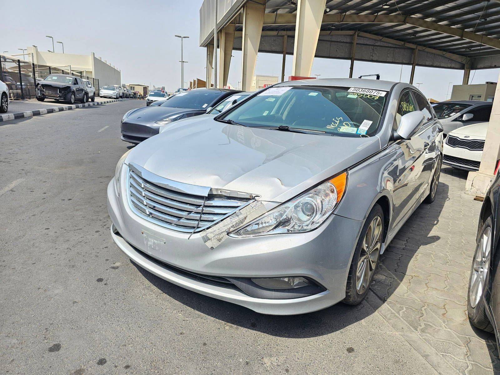 2014 HYUNDAI SONATA — 155945 Miles — Lot 50368075 — Souq - Marhaba Auctions Used Cars - Image 3