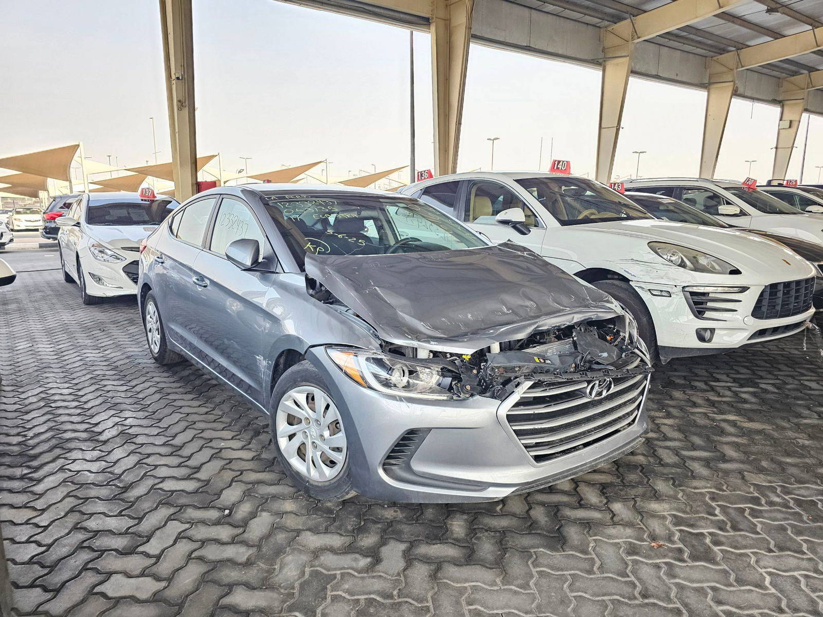 2017 HYUNDAI ELANTRA — 73365 KM — Lot 12332437 — Main - Marhaba Auctions Used Cars - Image 4
