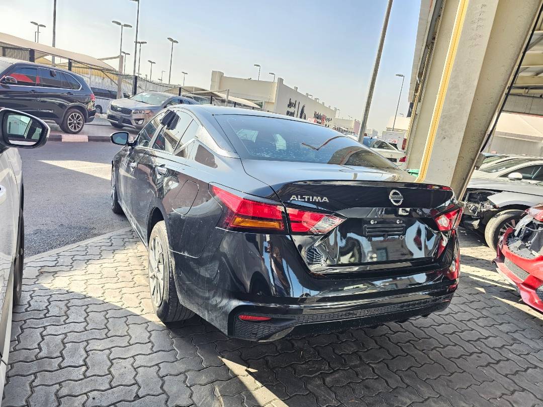 NISSAN ALTIMA