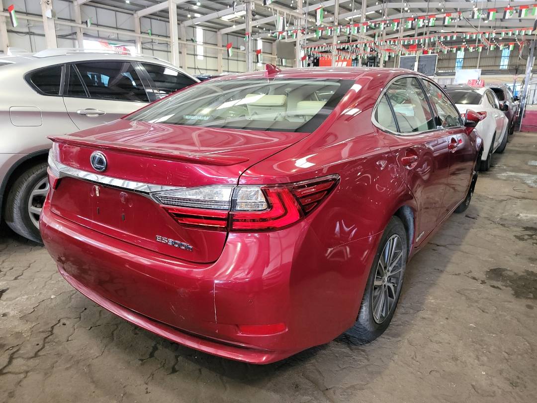 2016 LEXUS ES 300H — 64040 Miles — Lot W1GG9G2103186 — Ind. 12 - Marhaba Auctions Used Cars - Image 3