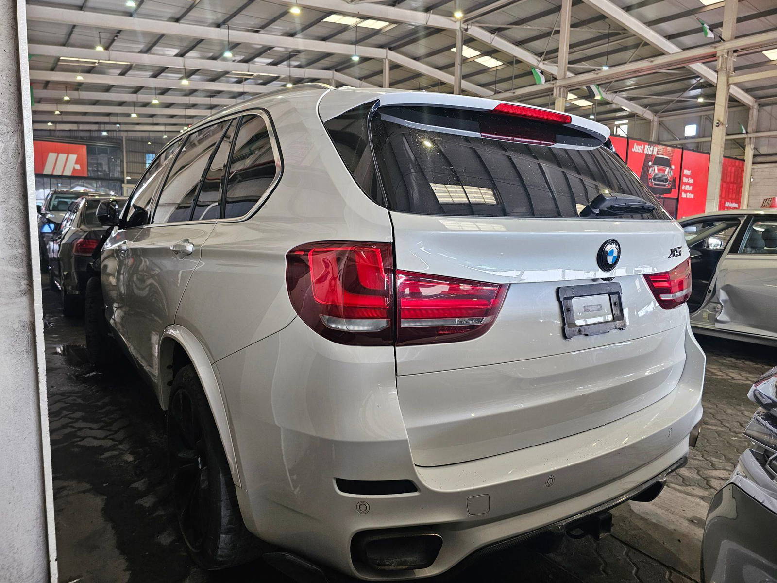 BMW X5 SDRIVE35I 2017 - Marhaba Auction Used Cars - Image 4