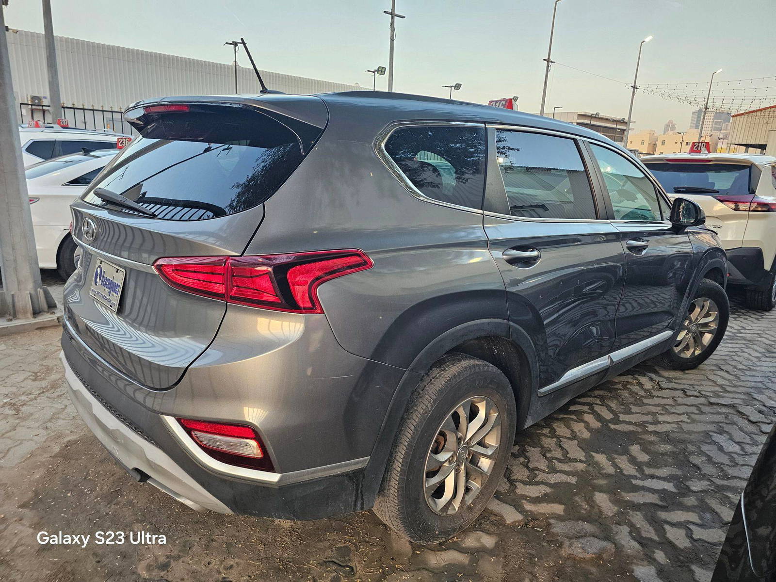 HYUNDAI SANTA FE 2019 - Marhaba Auction Used Cars - Image 4