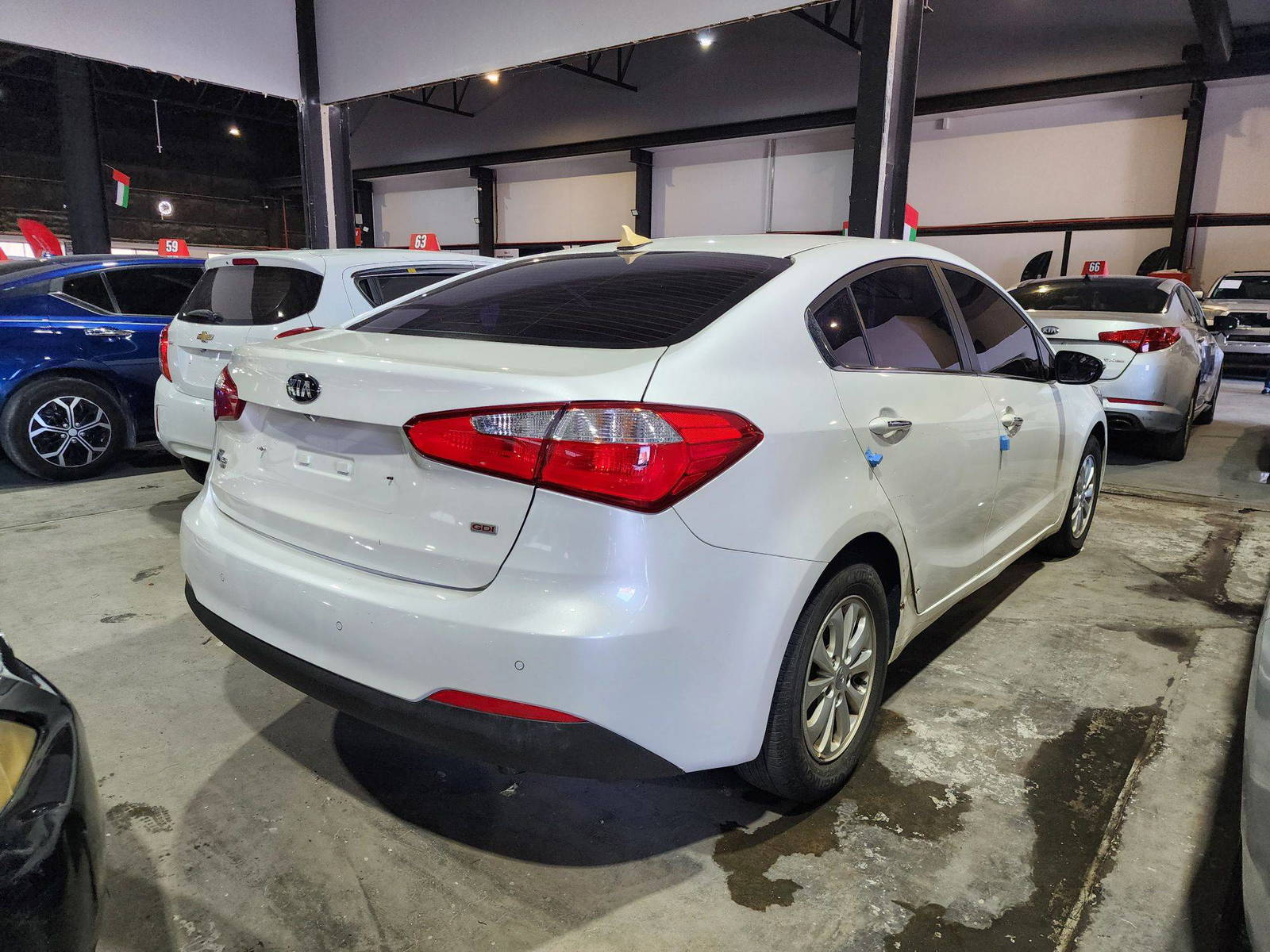 2013 KIA K3 — 81590 KM — Lot 084088 — Al Quoz - Marhaba Auctions Used Cars - Image 4