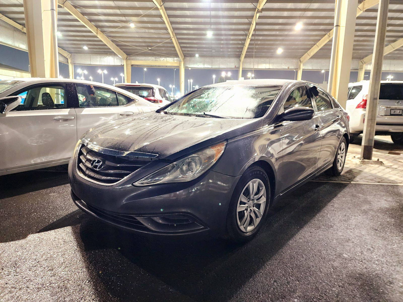 2011 HYUNDAI SONATA — 200804 Miles — Lot H092822 — Souq - Marhaba Auctions Used Cars - Image 4