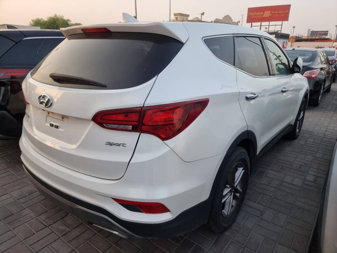 2017 HYUNDAI SANTA FE — 137947 Miles — Lot 18337 — Ind. 12 - Marhaba Auctions Used Cars - Image 5