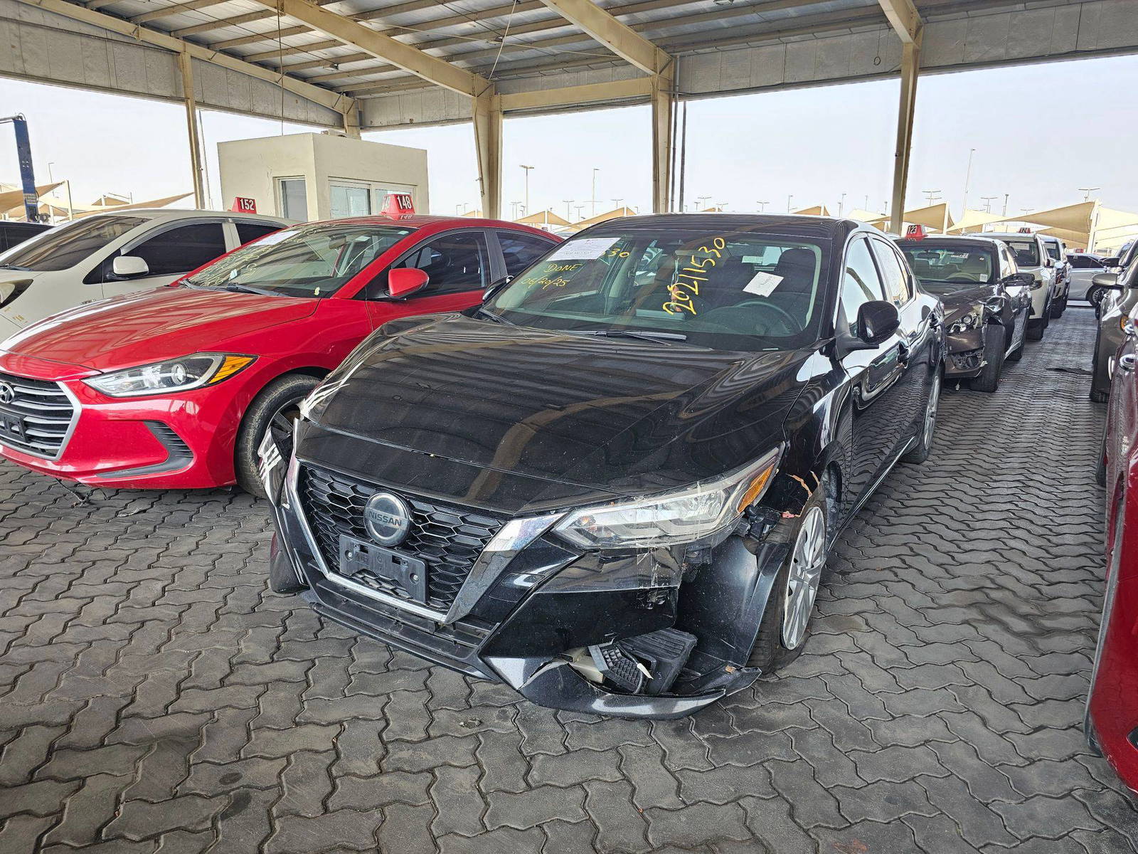 2021 NISSAN SENTRA — 117556 KM — Lot 20211530 — Souq - Marhaba Auctions Used Cars - Image 5