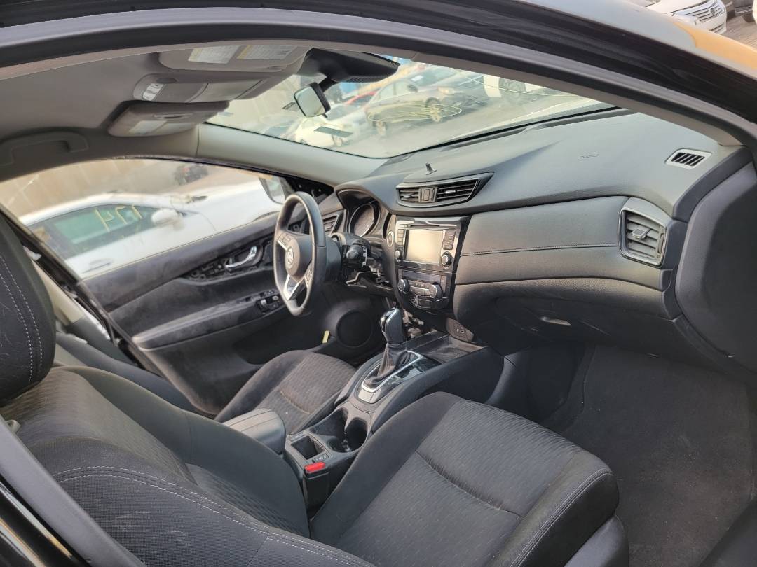 2019 NISSAN ROGUE — 107774 Miles — Lot W390340 — Main - Marhaba Auctions Used Cars - Image 5