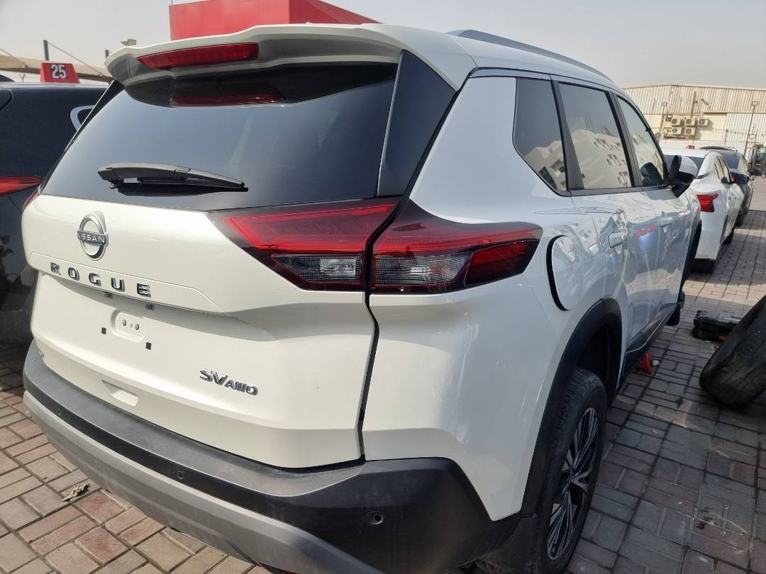 2023 NISSAN ROGUE — 14607 Miles — Lot 124587 — Souq - Marhaba Auctions Used Cars - Image 3