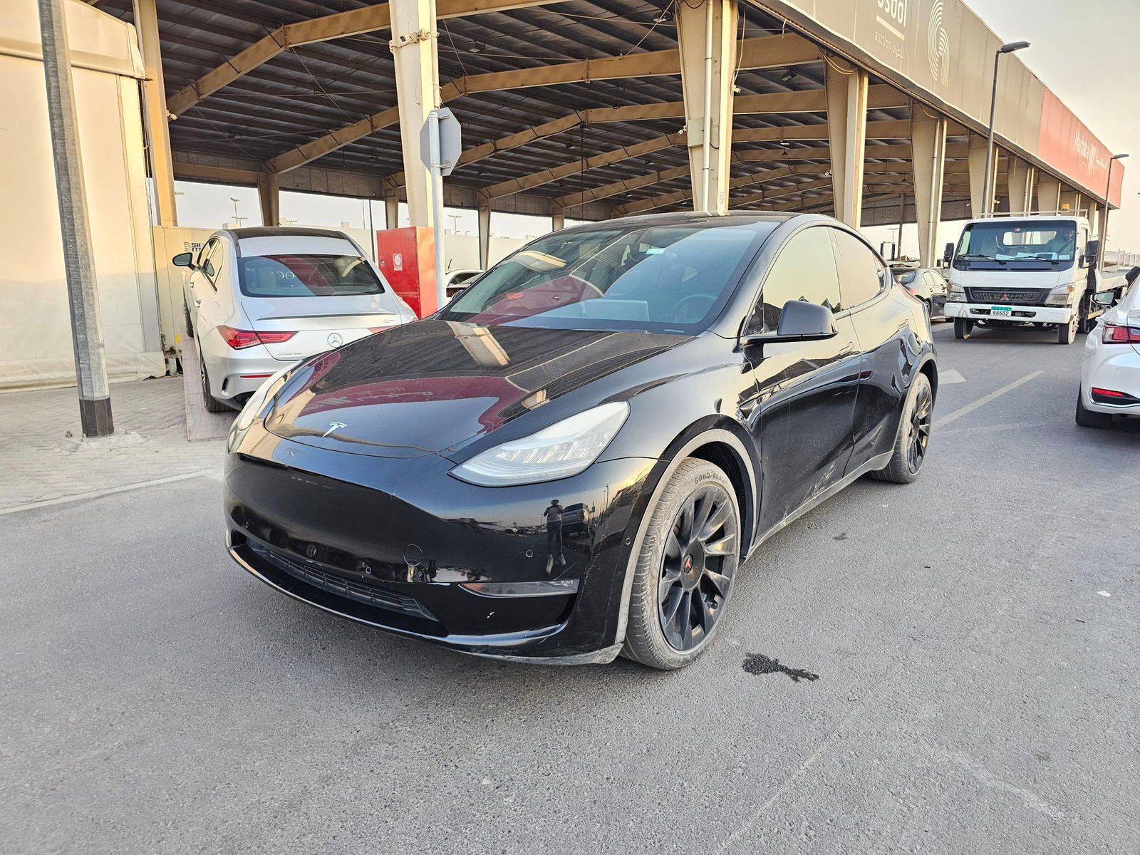 2021 TESLA MODEL Y — 75729 KM — Lot E9MF078410 — Souq - Marhaba Auctions Used Cars - Image 5