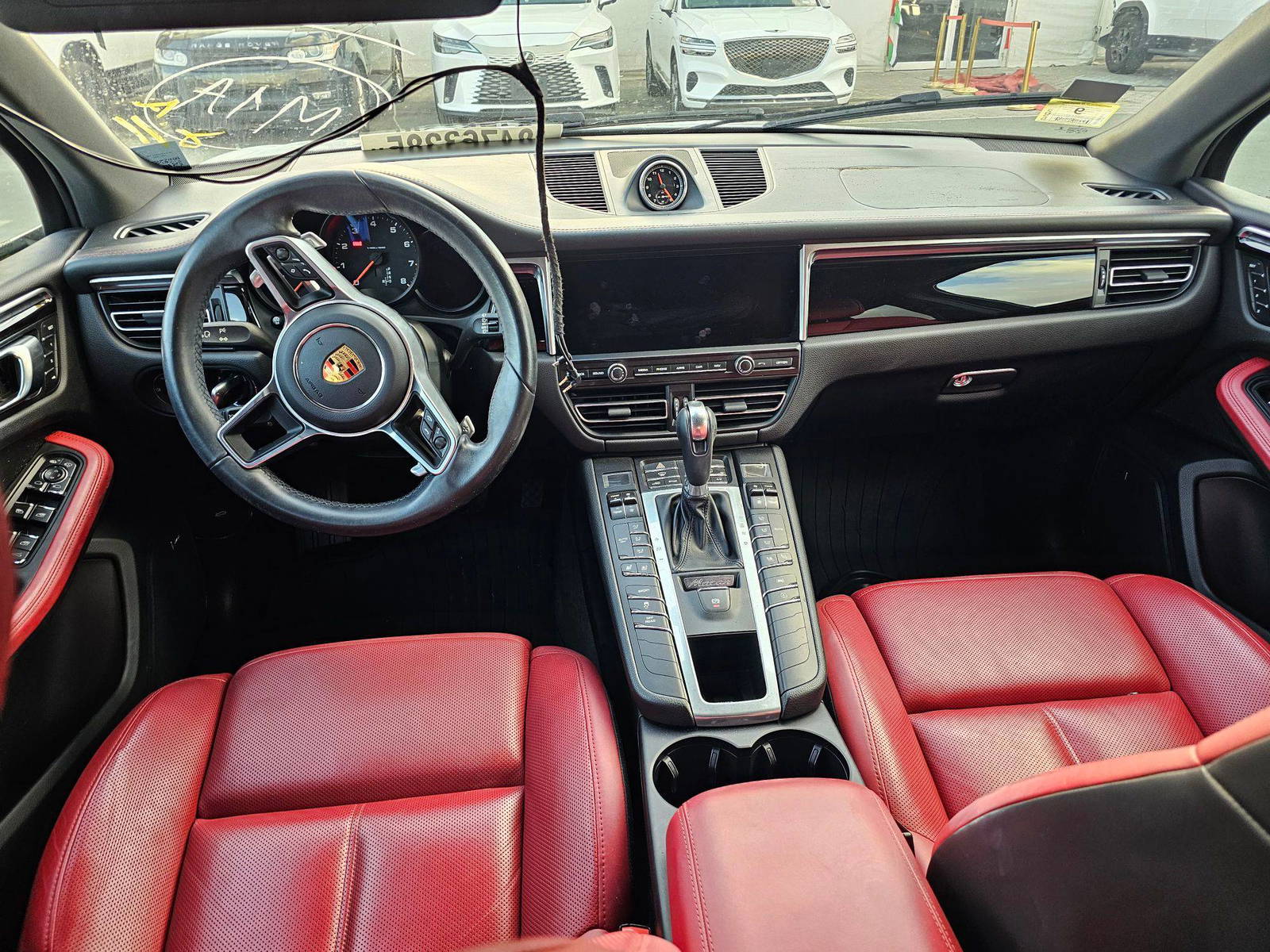 PORSCHE MACAN 2021 - Marhaba Auction Used Cars - Image 7