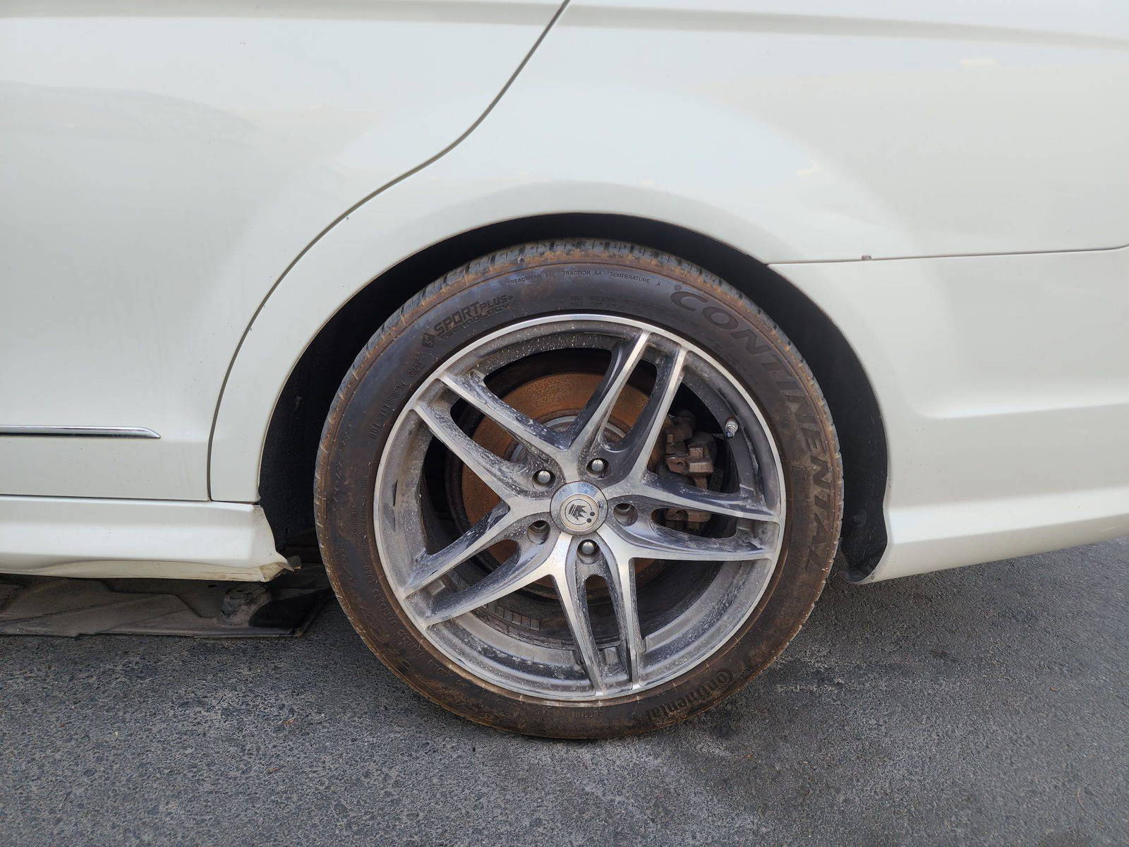 2012 MERCEDES BENZ C300 — 204913 Miles — Lot 46640284 — Souq - Marhaba Auctions Used Cars - Image 13