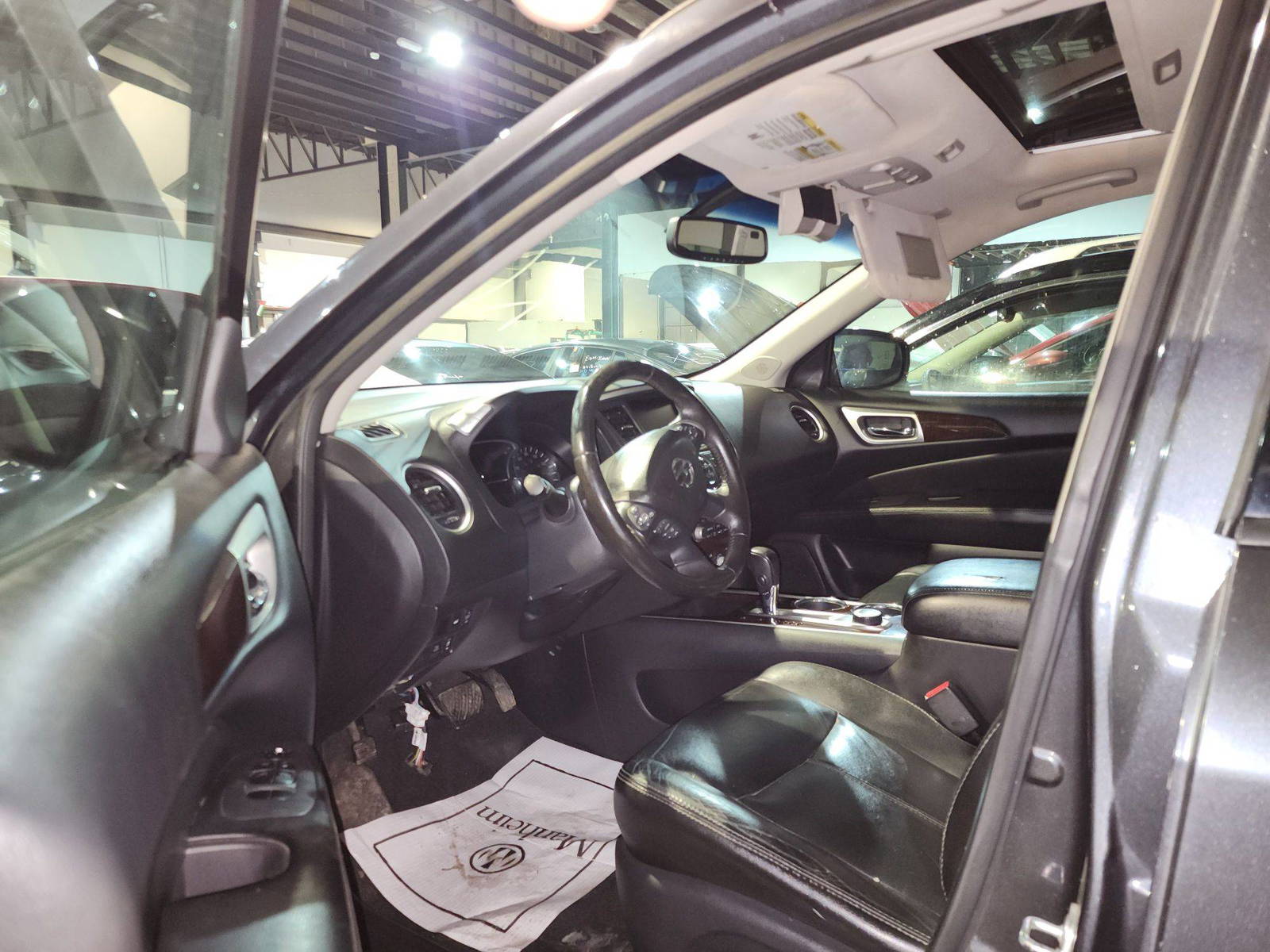 2013 NISSAN PATHFINDER — 170965 Miles — Lot 3786142 — Al Quoz - Marhaba Auctions Used Cars - Image 10