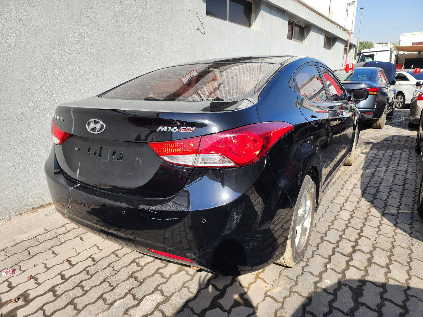 2012 HYUNDAI AVANTE — 169902 KM — Lot 222306 — Al Quoz - Marhaba Auctions Used Cars - Image 6
