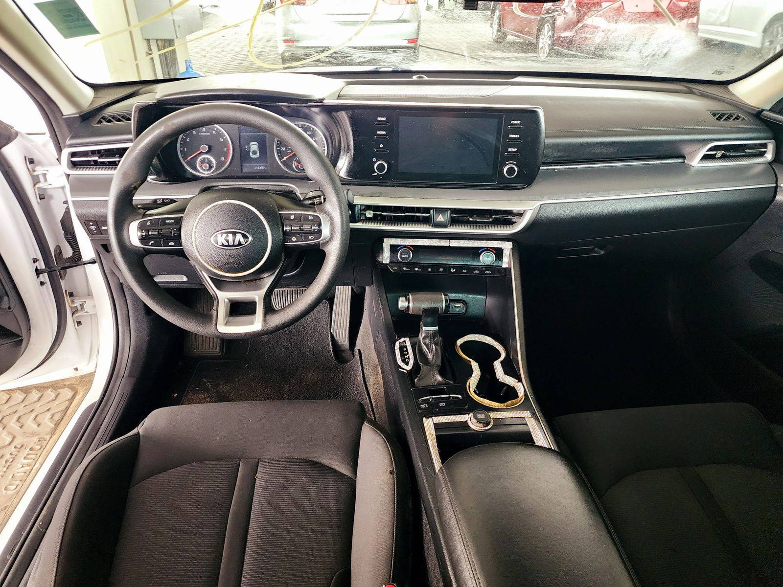 2021 KIA K5 — 112237 Miles — Lot 75509004 — Souq - Marhaba Auctions Used Cars - Image 7