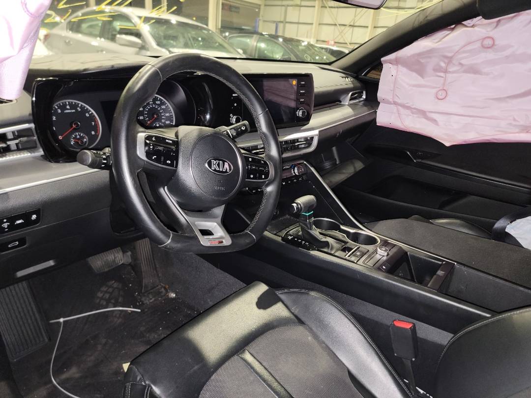 2021 KIA K5 — 20761 Miles — Lot 65476393 - Marhaba Auctions Used Cars - Image 6