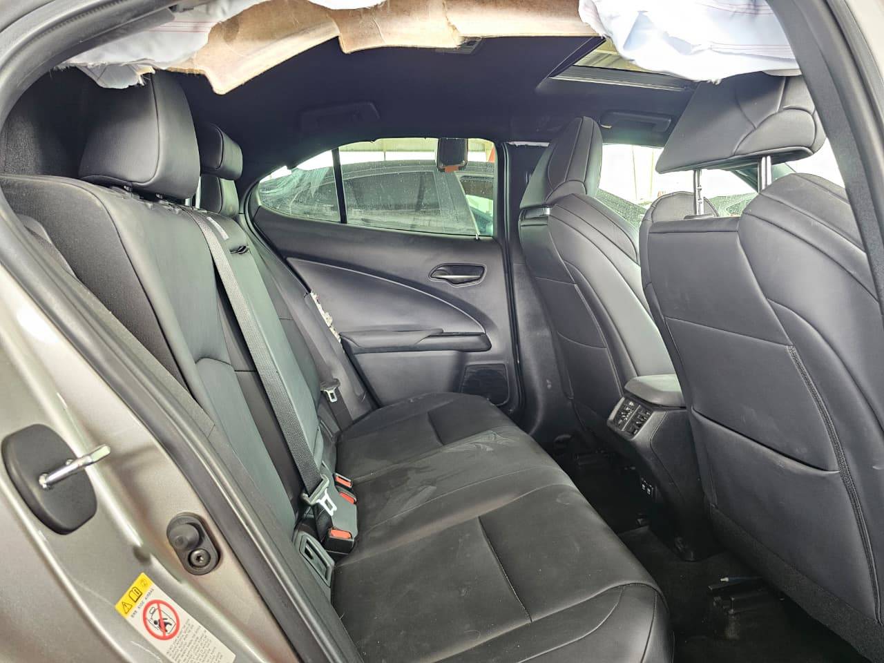 2019 LEXUS UX 200 — 73026 Miles — Lot 2000853 — Souq - Marhaba Auctions Used Cars - Image 7