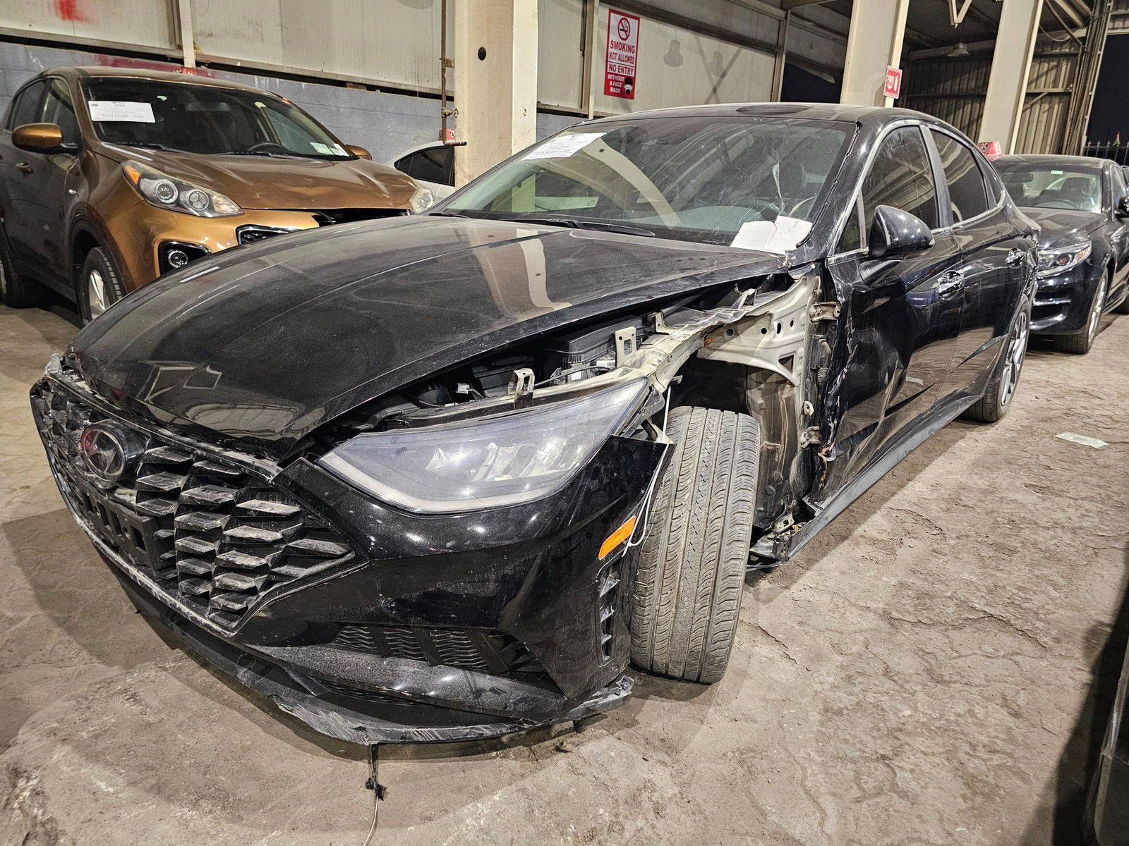 2023 HYUNDAI SONATA — sold — 44503 Miles — Lot PA260096 — Main - Marhaba Auctions Used Cars - Image 4
