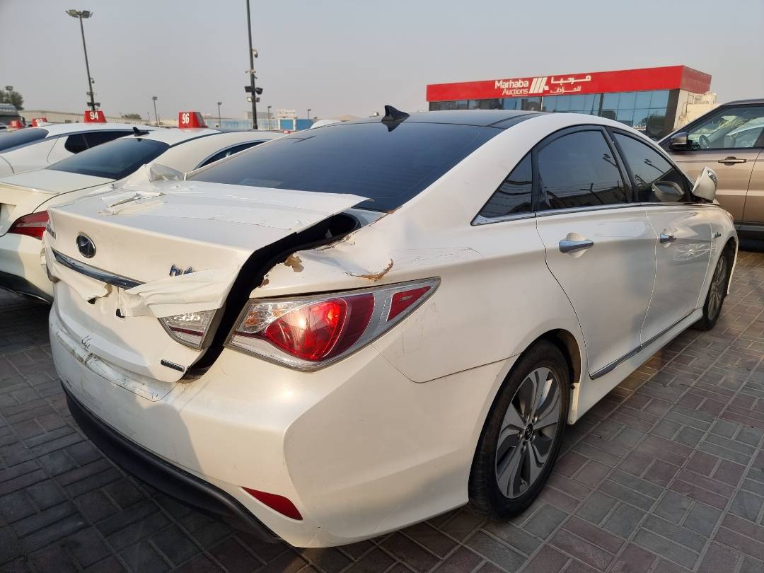 2015 HYUNDAI SONATA — 146505 Miles — Lot 12478 — Ind. 12 - Marhaba Auctions Used Cars - Image 4