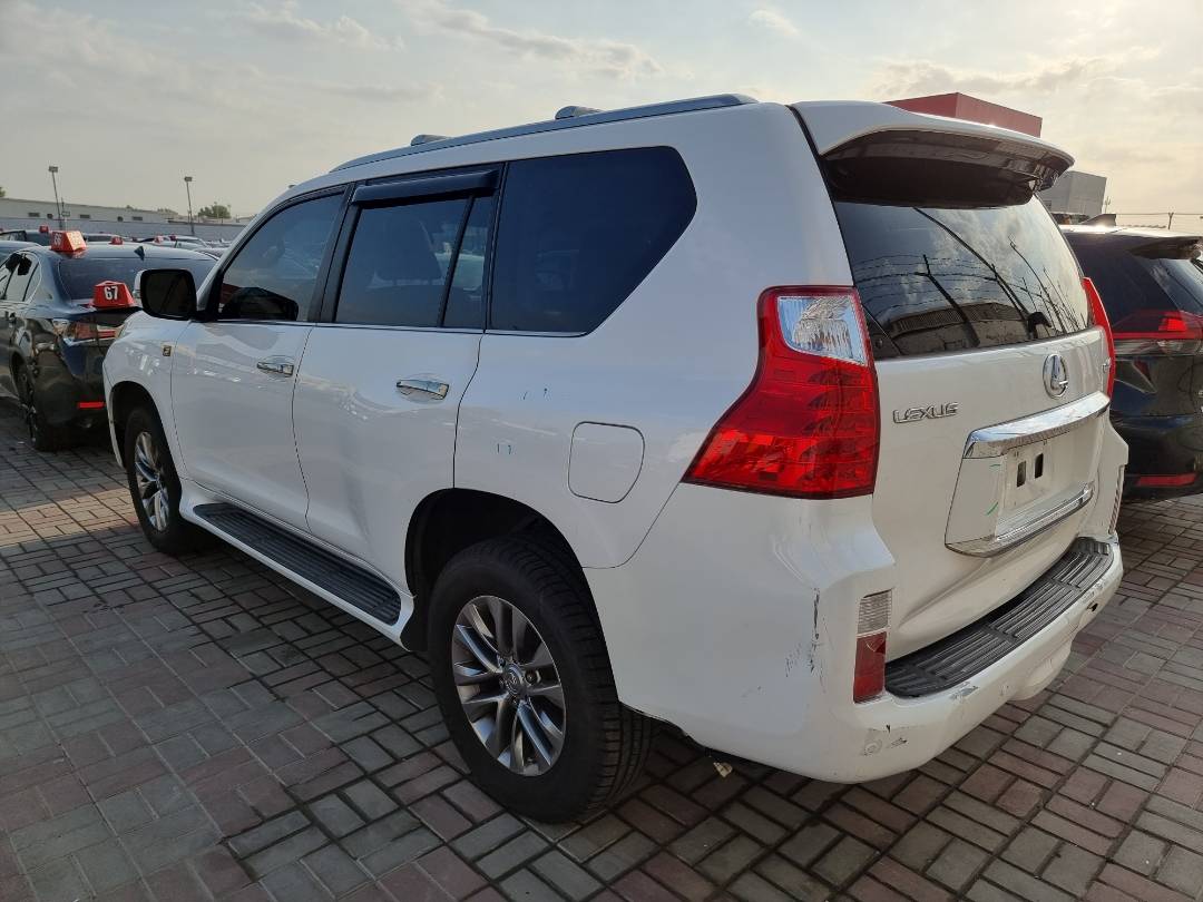 2010 LEXUS GX 460 — 258954 Miles — Lot 125487 — Ind. 12 - Marhaba Auctions Used Cars - Image 5
