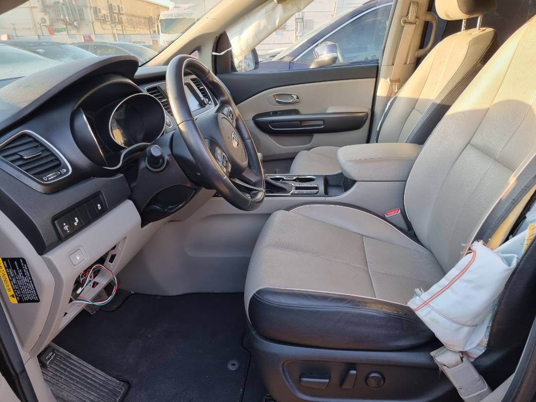 2019 KIA SEDONA — 52531 Miles — Lot 6539197 — Main - Marhaba Auctions Used Cars - Image 6