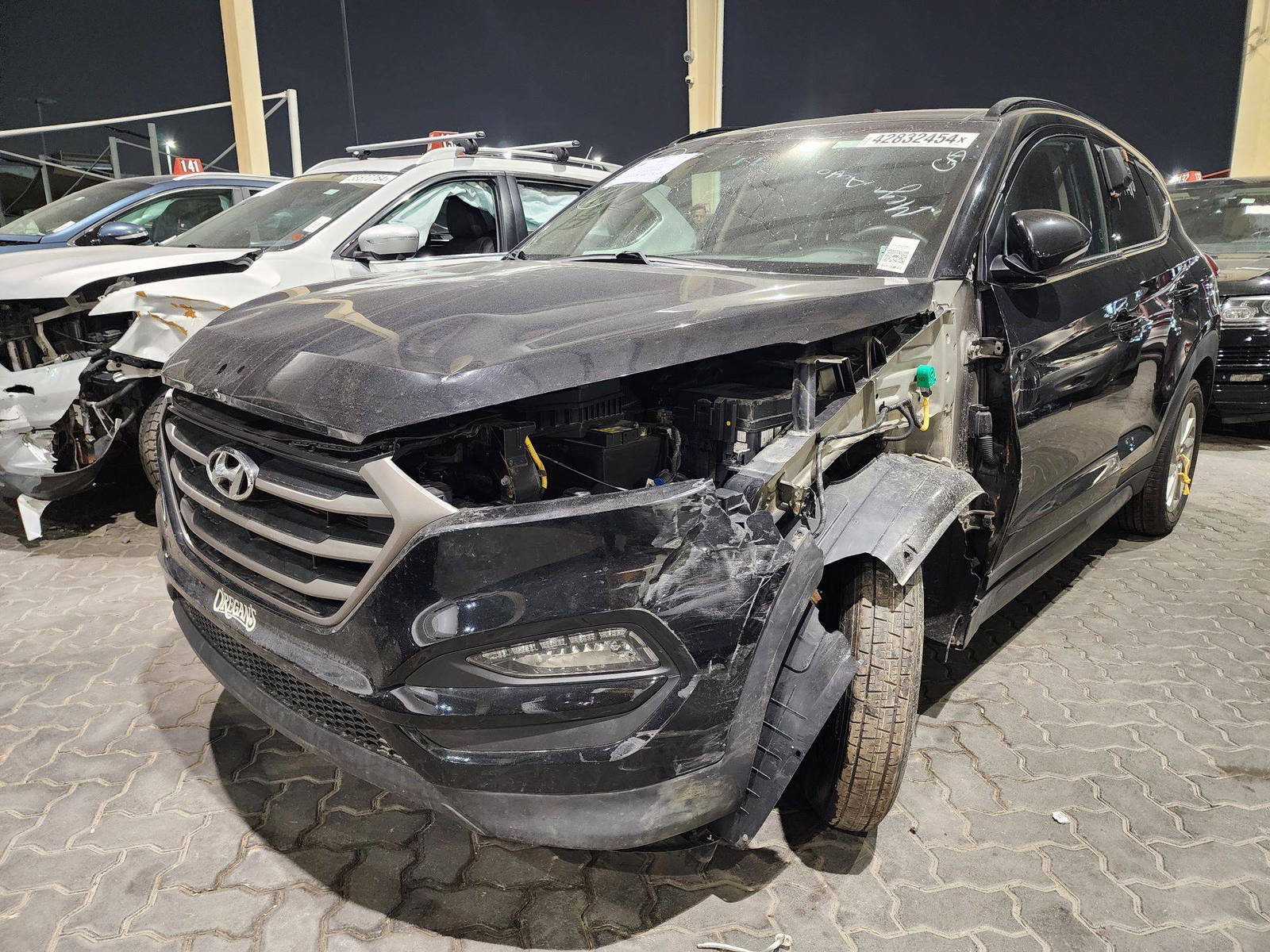 2016 HYUNDAI TUCSON — 100958 KM — Lot 42832454 — Souq - Marhaba Auctions Used Cars - Image 11